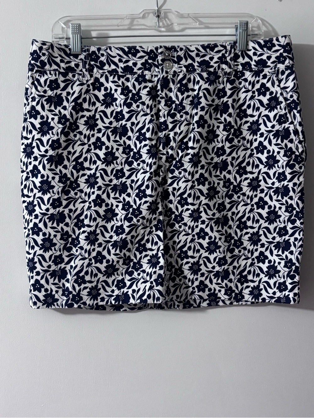 Chaps Navy Blue & White Floral Textured Cotton Mini Skirt Pockets Size 12